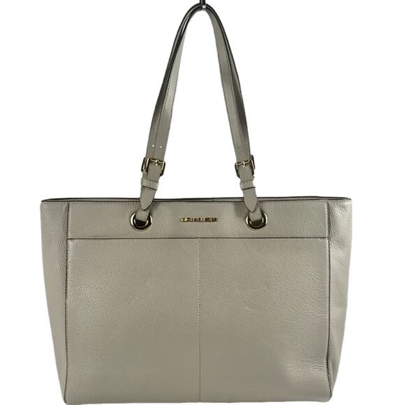 Michael Kors Handbags - NWT Michael Kors‎ Jet Set Travel Tote Large in Pearl Grey